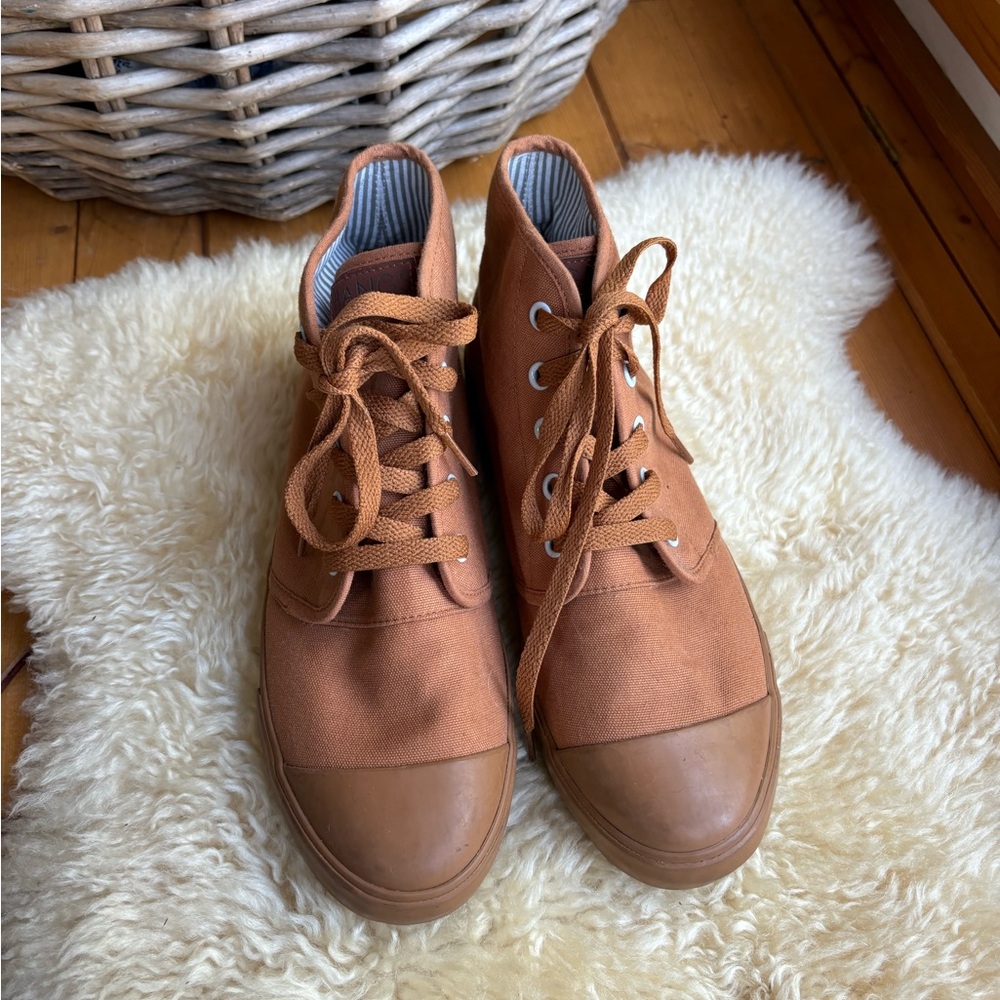 BANGS Canvas High Tops - Picture 2 of 11